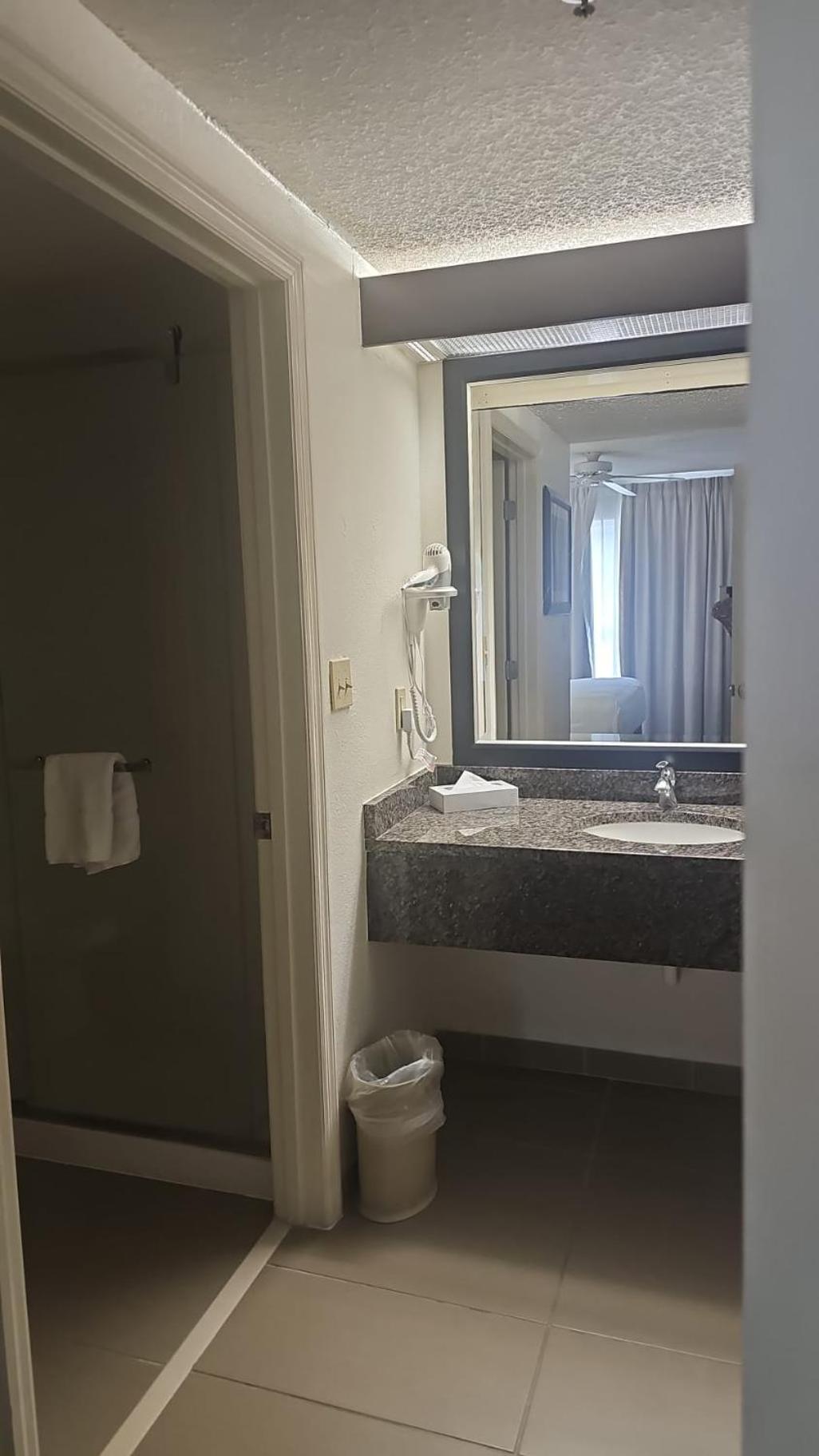 Montreal Suites Orlando Extérieur photo