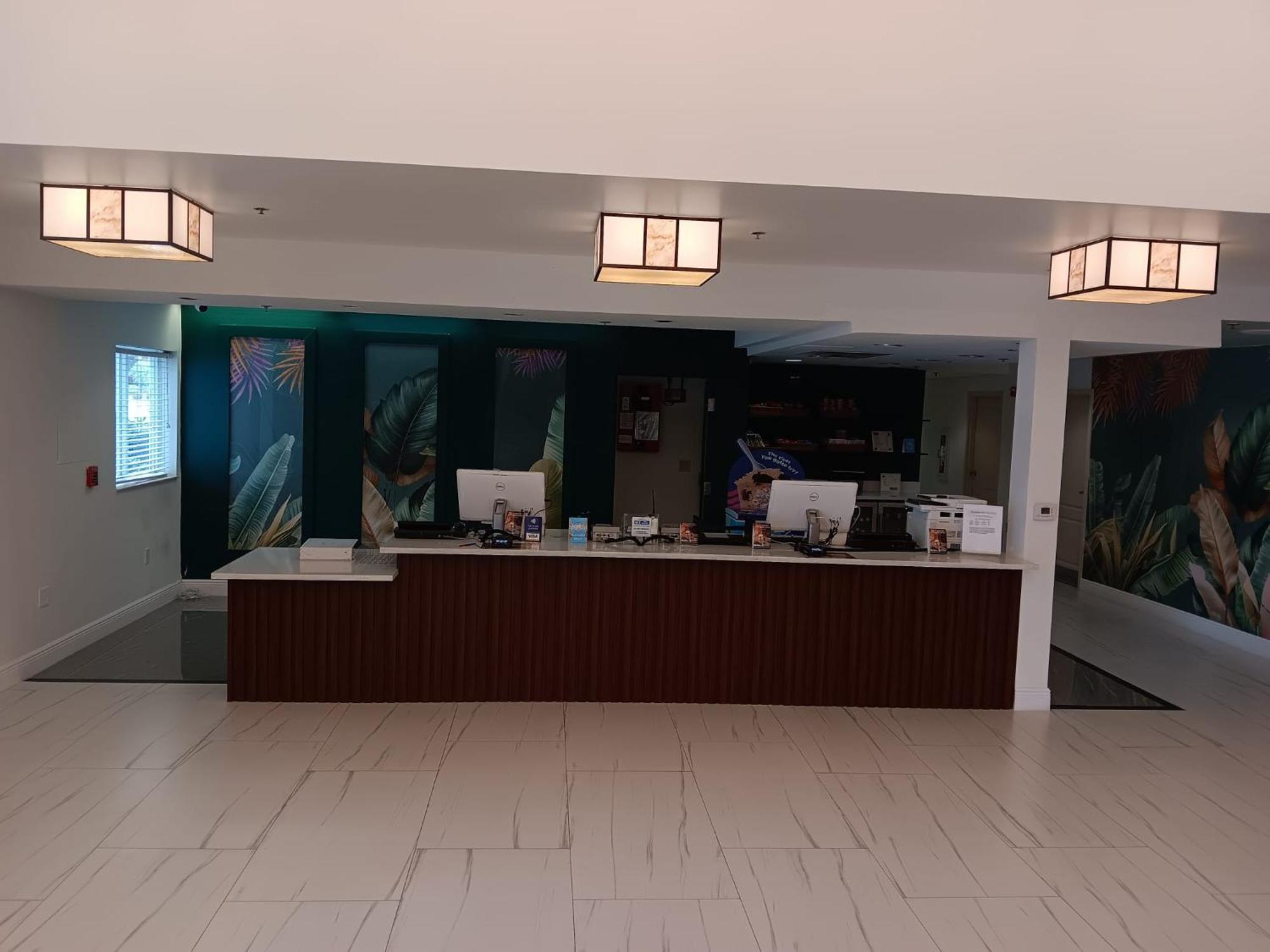 Montreal Suites Orlando Extérieur photo